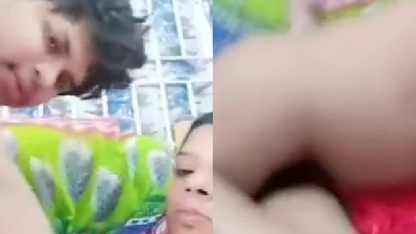 കോളേജ് പെൺകുട്ടി ശിൽപയുടെ പൂറ്റിൽ ഊമ്പൽ